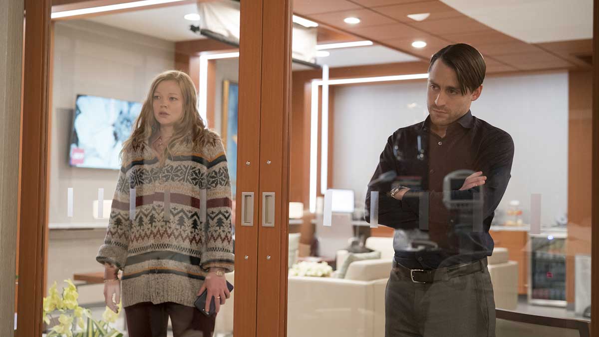 The Best TV Shows for Couples to Watch Together in