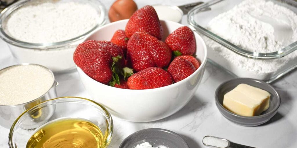 Strawberry Brea Ingredients